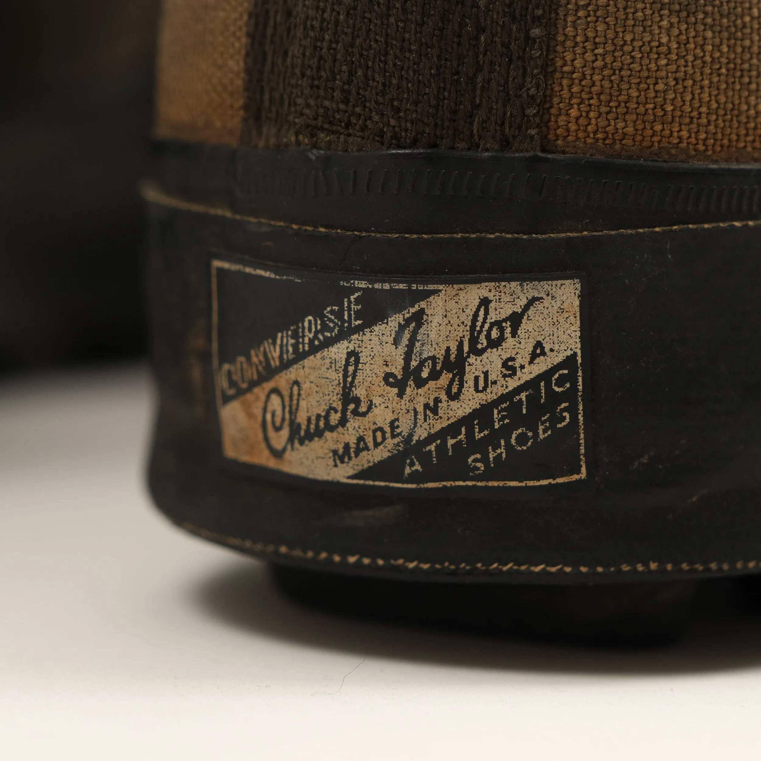 40'S CONVERSE CHUCK TAYLOR