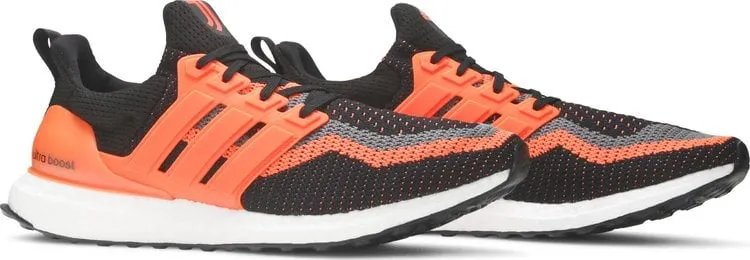 Adidas Juventus FC x UltraBoost DNA 'Football Pack' Sneakers, Orange