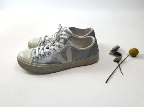 Deja silver lace up shoes size 37
