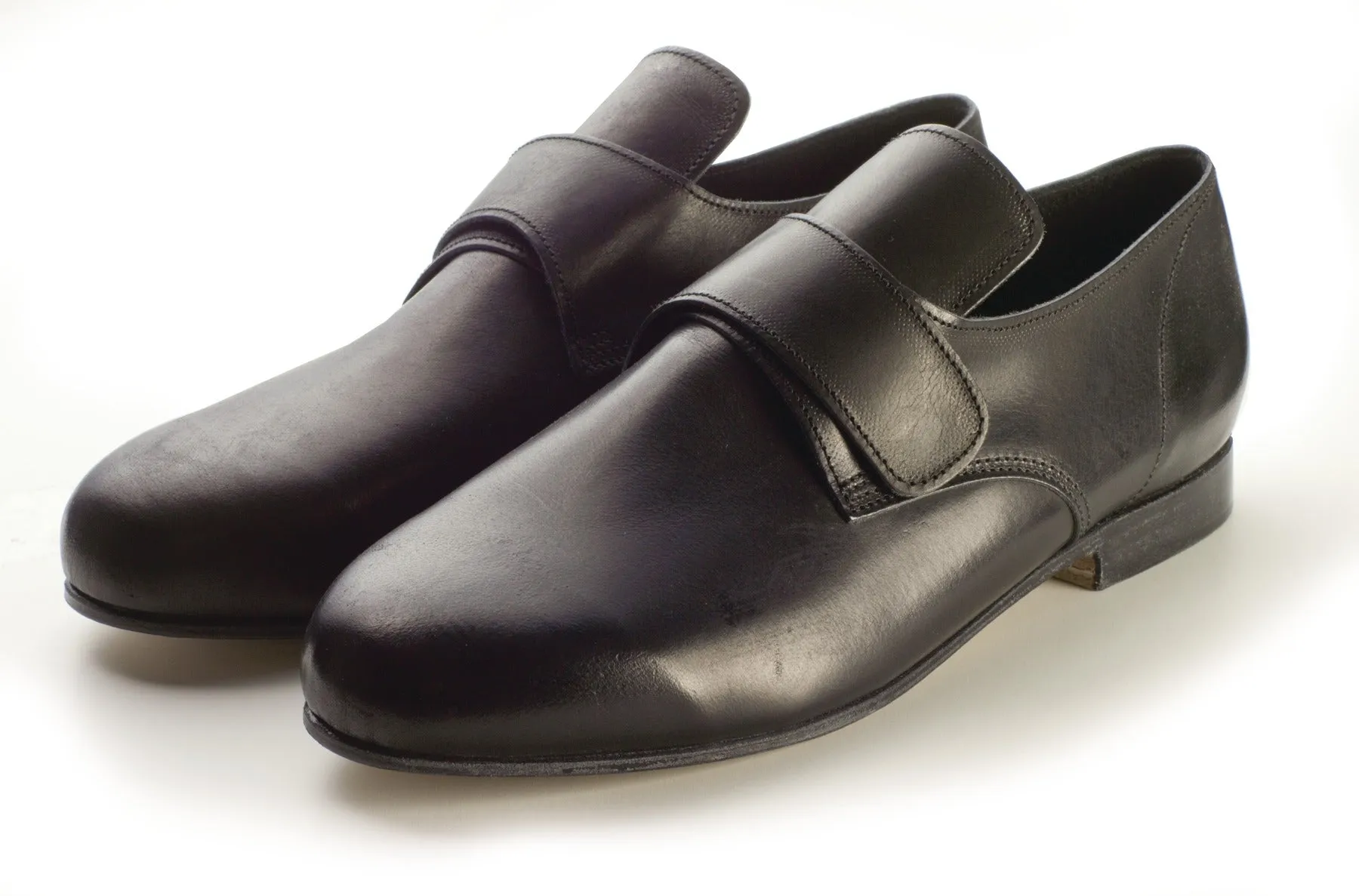 Ladies' Colonial Shoes in Size 12 - Low Heel