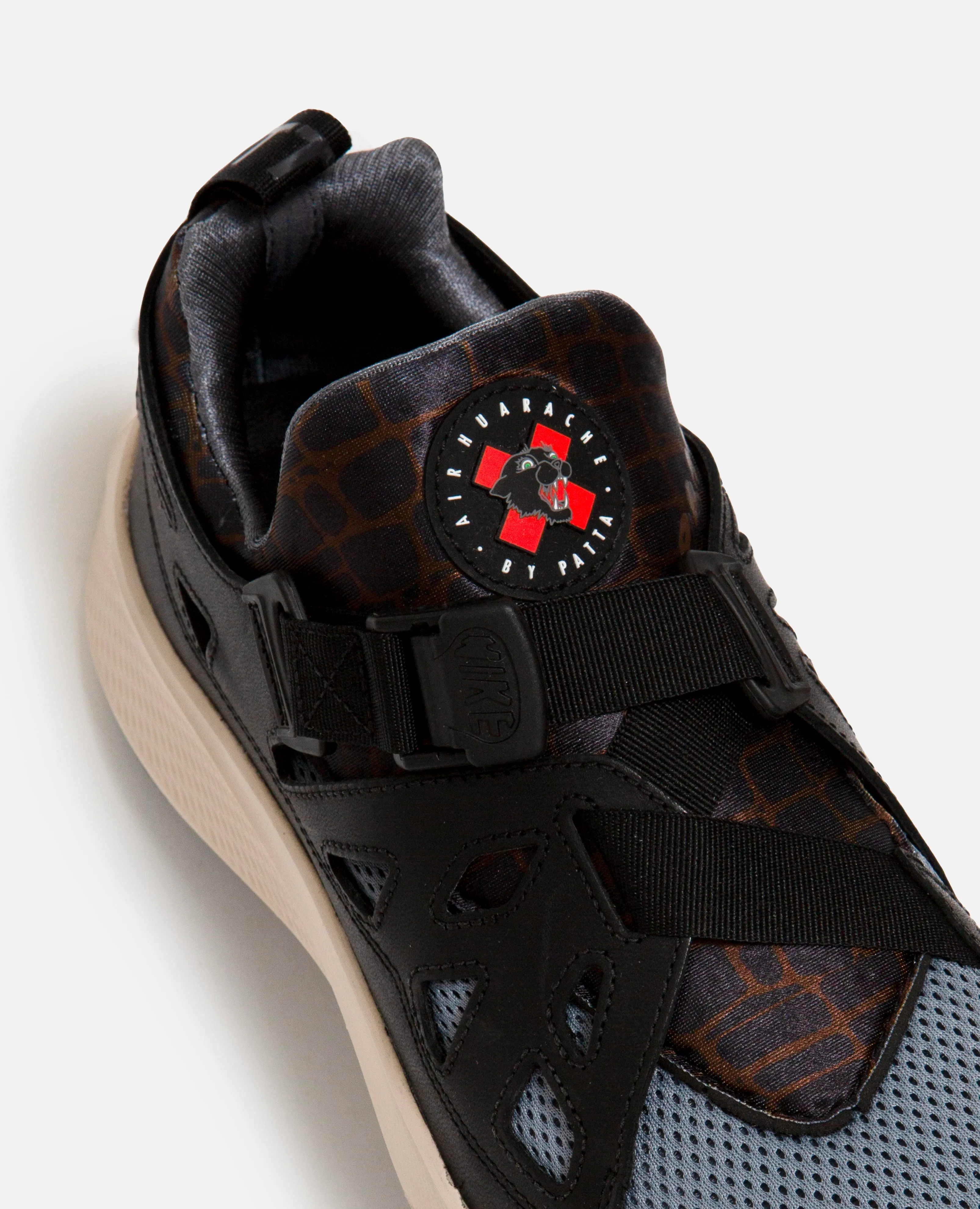 Nike x Patta Running Team Air Huarache (Black/Cool Grey-Sanddrift)